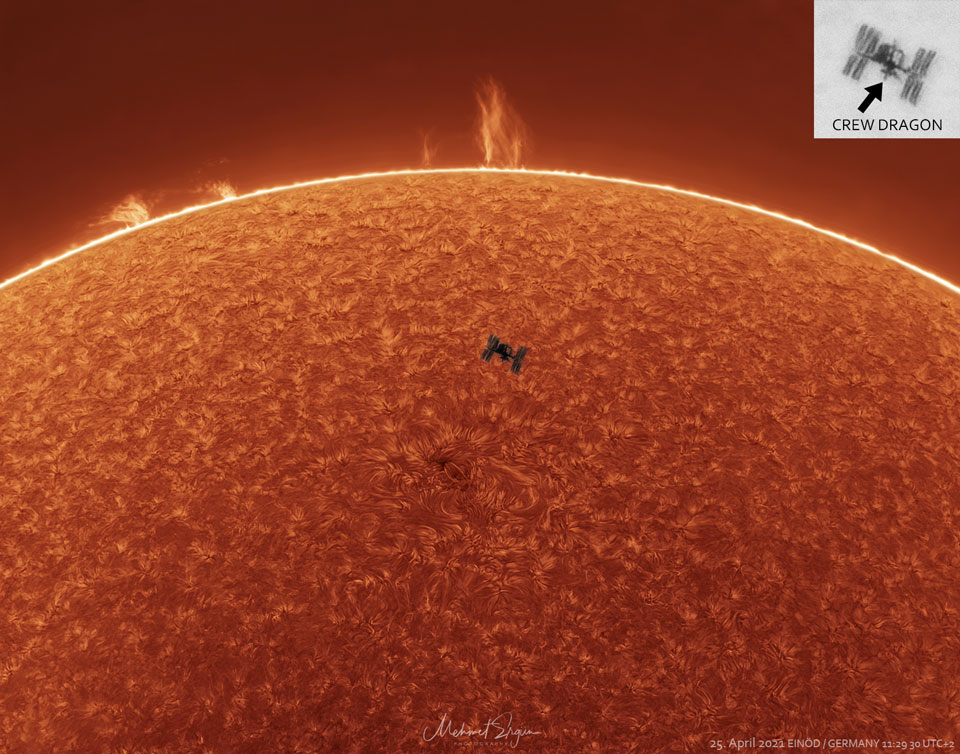 A silhouette of the International Space Station (ISS) is pictured 
in front the top of the Sun, shown with great detail.
An inset image shows where on the ISS the Dragon capsule is docked.
Więcej szczegółowych informacji w opisie poniżej.