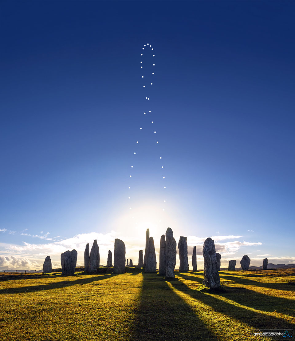 The featured image the Sun in many positions above
the Callanish stones. 
Więcej szczegółowych informacji w opisie poniżej.